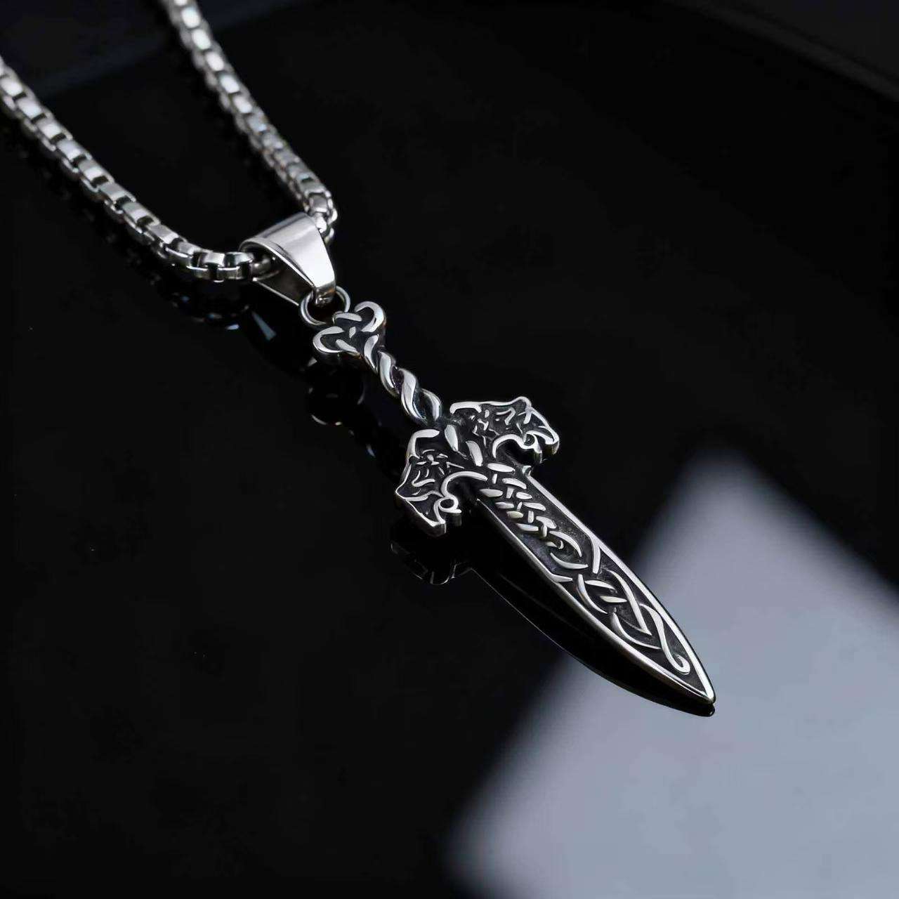 nordic-celtic-knot-sword-stainless-steel-pendant